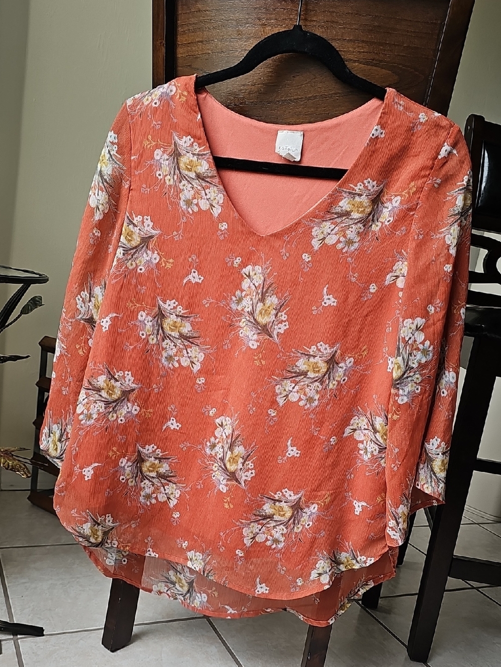 Women’s Floral V-Neck Blouse - Coral